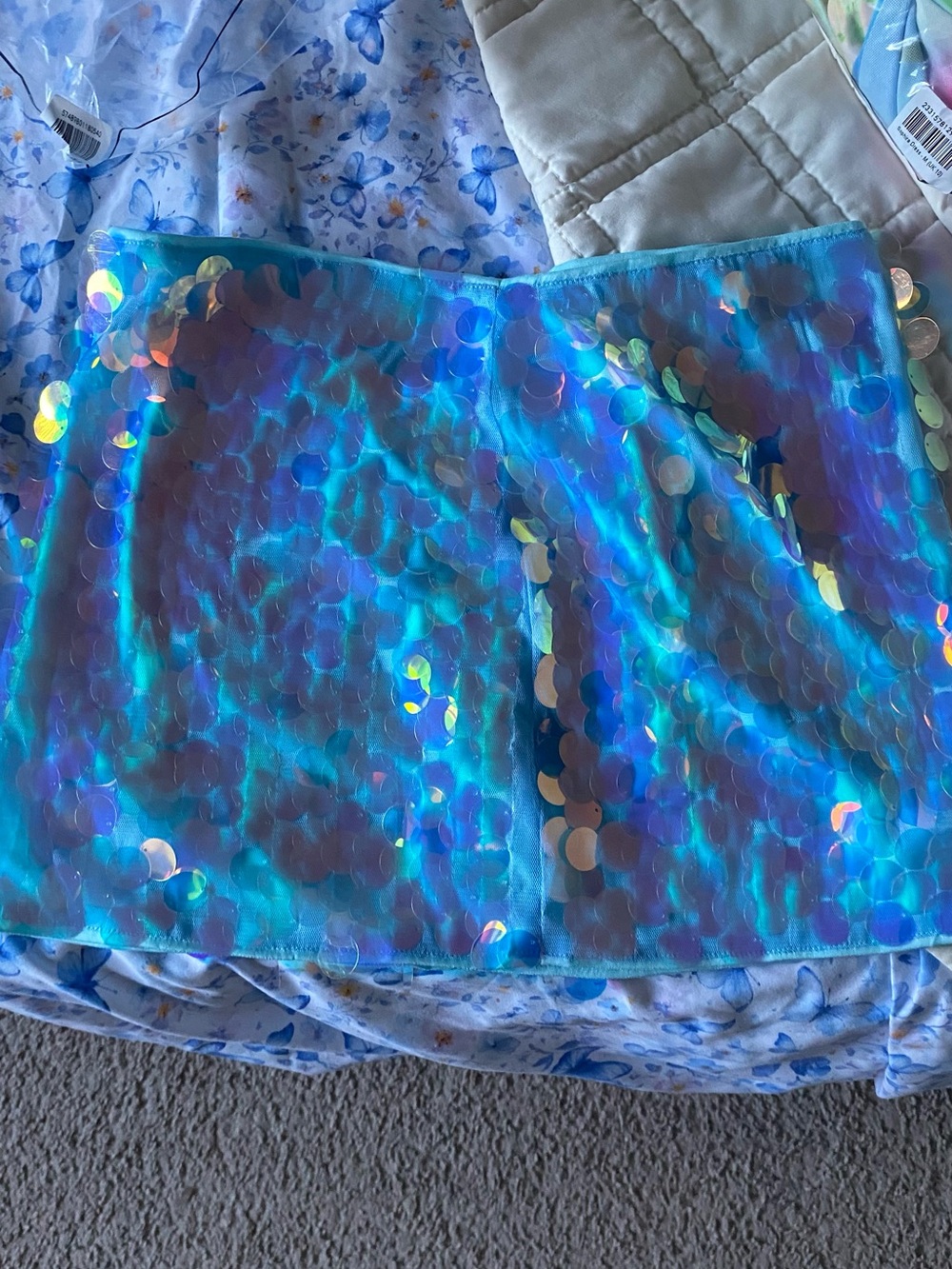 Gbemi Blue Sequin Mini Skirt - Shimmering Mermaid Style - Picture 4 of 6